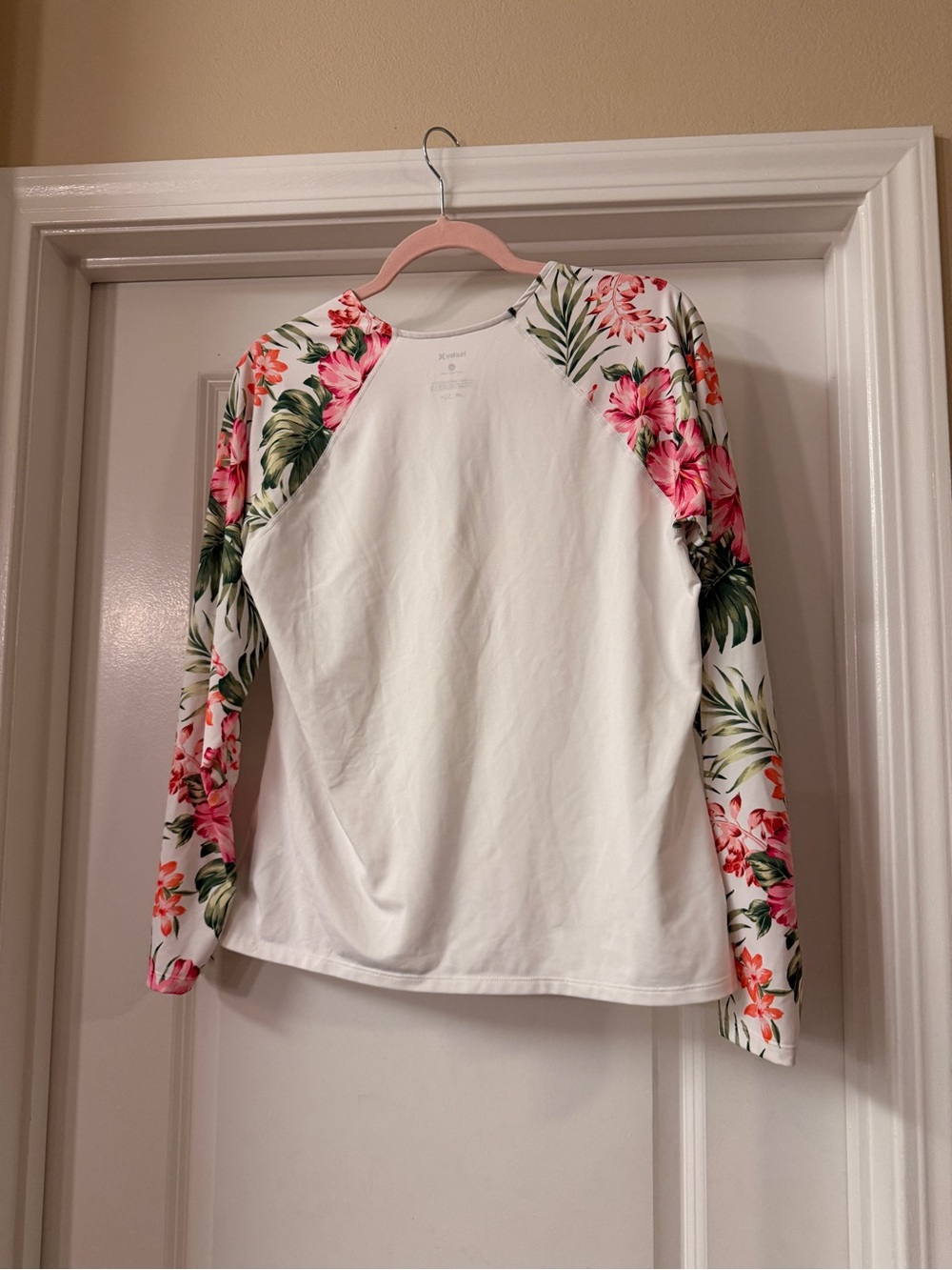 Hurley Rash Guard - Picture 3 of 4